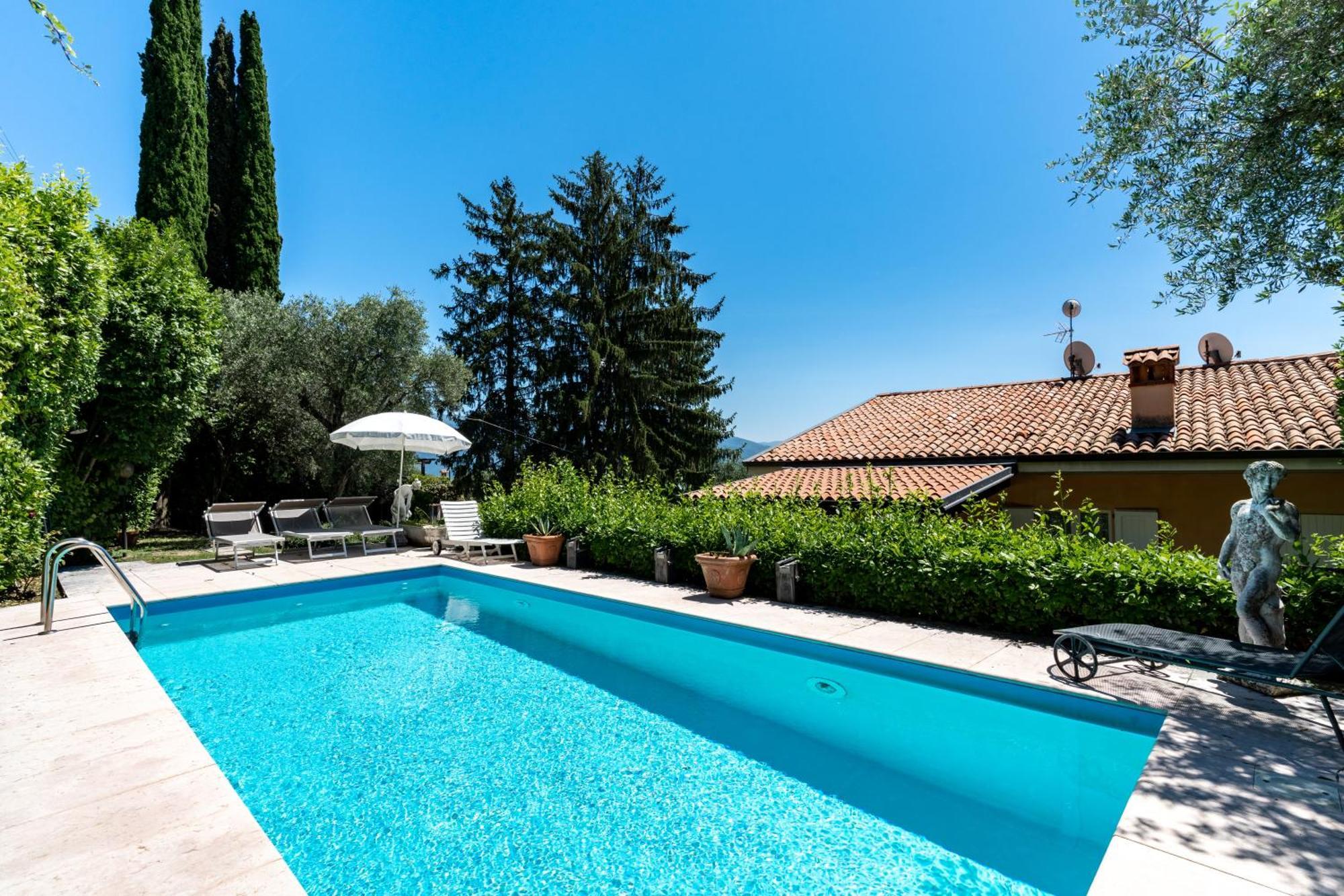Casa Belvedere Toscolano Maderno Buitenkant foto