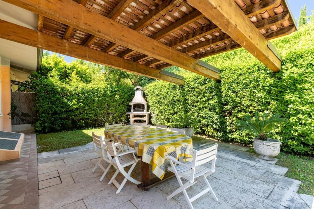 Casa Belvedere Toscolano Maderno Buitenkant foto